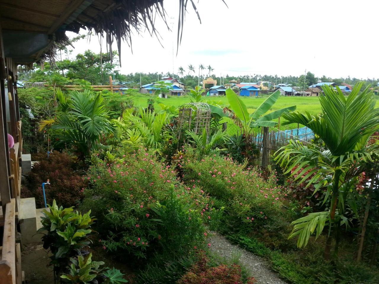 Ngwe Saung Garden Guest House Ngwesaung Exterior foto